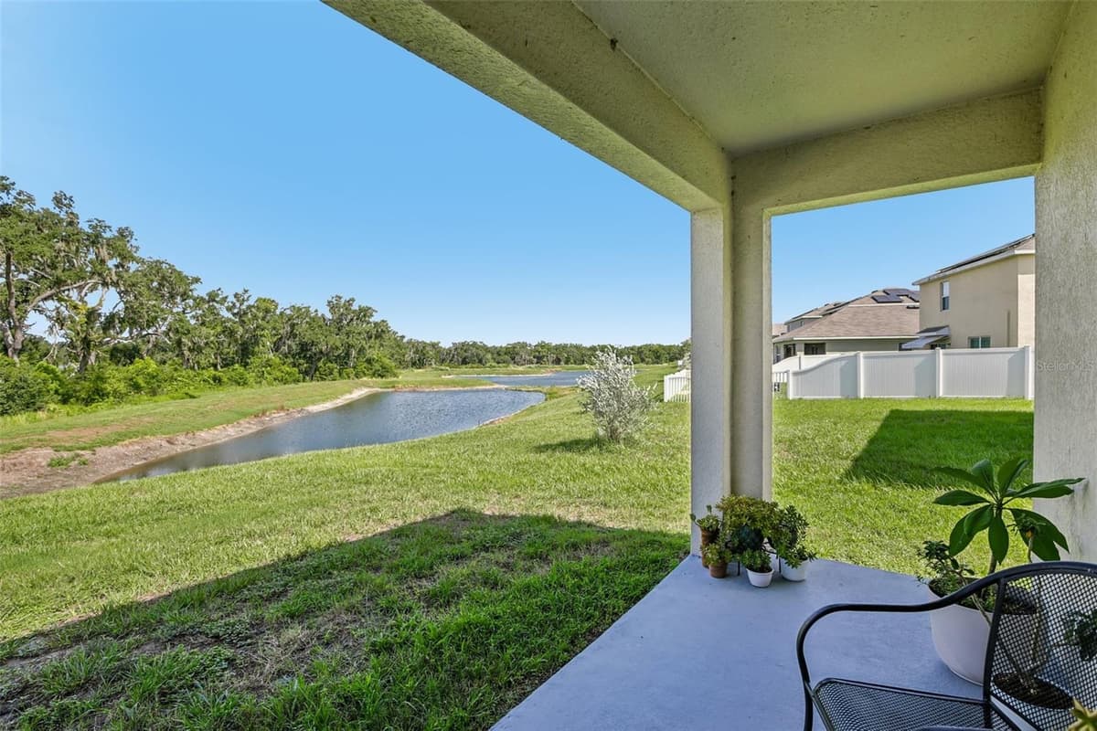 11008 LELAND GROVES DRIVE — photo 2 of 35