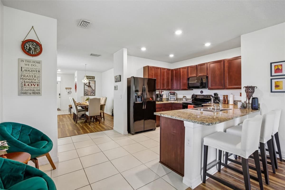 11008 LELAND GROVES DRIVE — photo 7 of 35