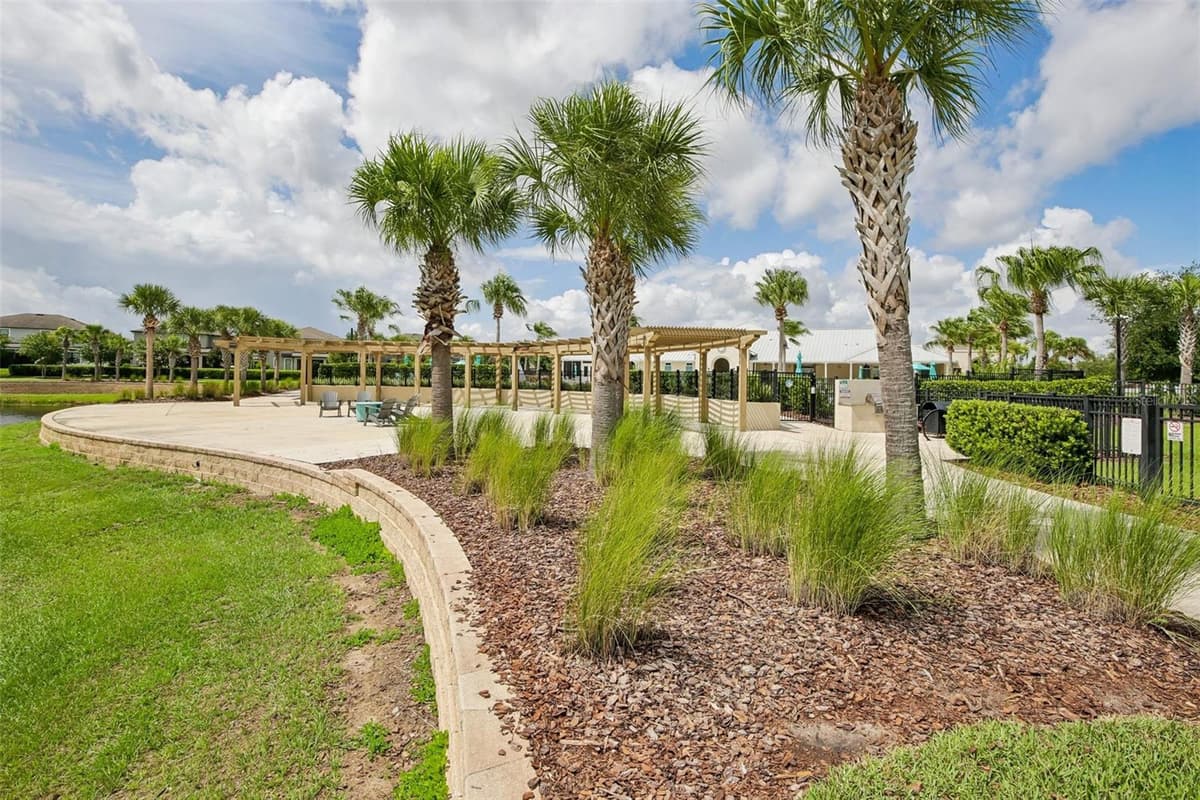11008 LELAND GROVES DRIVE — photo 34 of 35