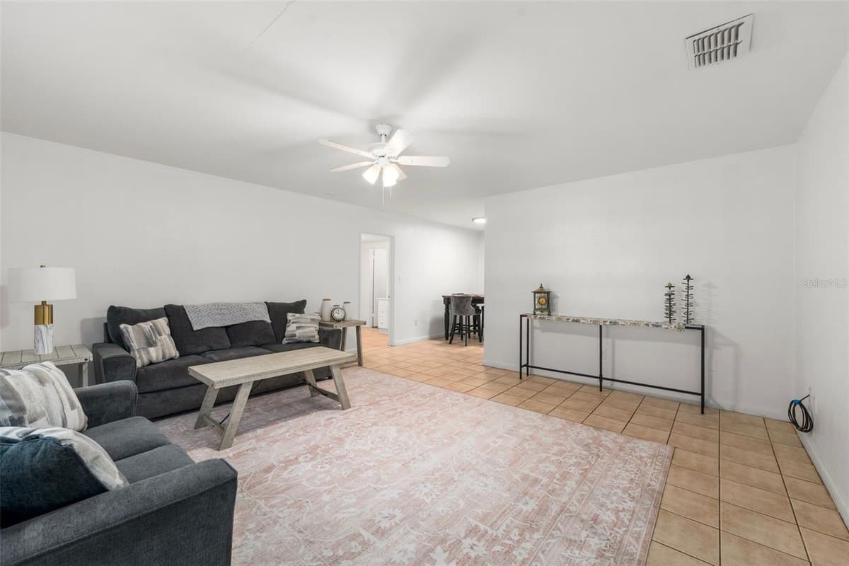 4156 10TH STREET — photo 5 of 35