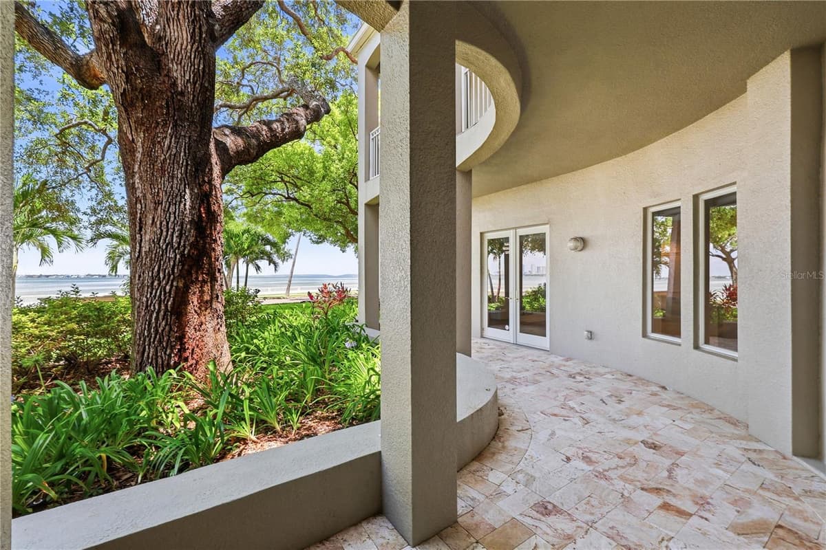 3507 BAYSHORE BOULEVARD — photo 7 of 88