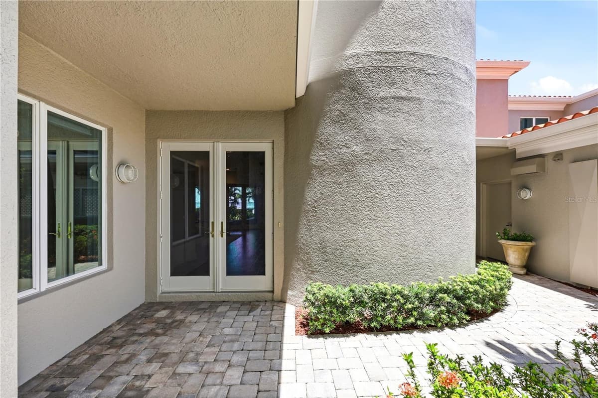 3507 BAYSHORE BOULEVARD — photo 76 of 88