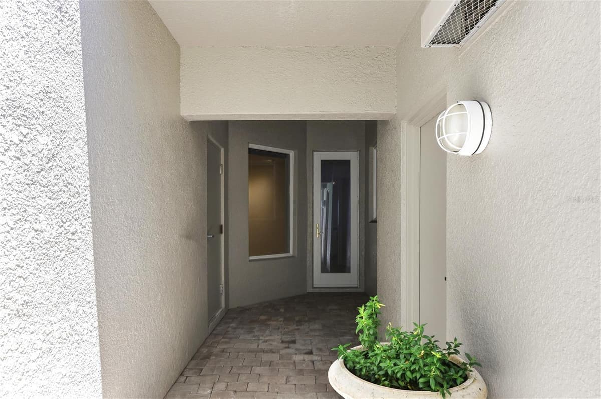 3507 BAYSHORE BOULEVARD — photo 77 of 88