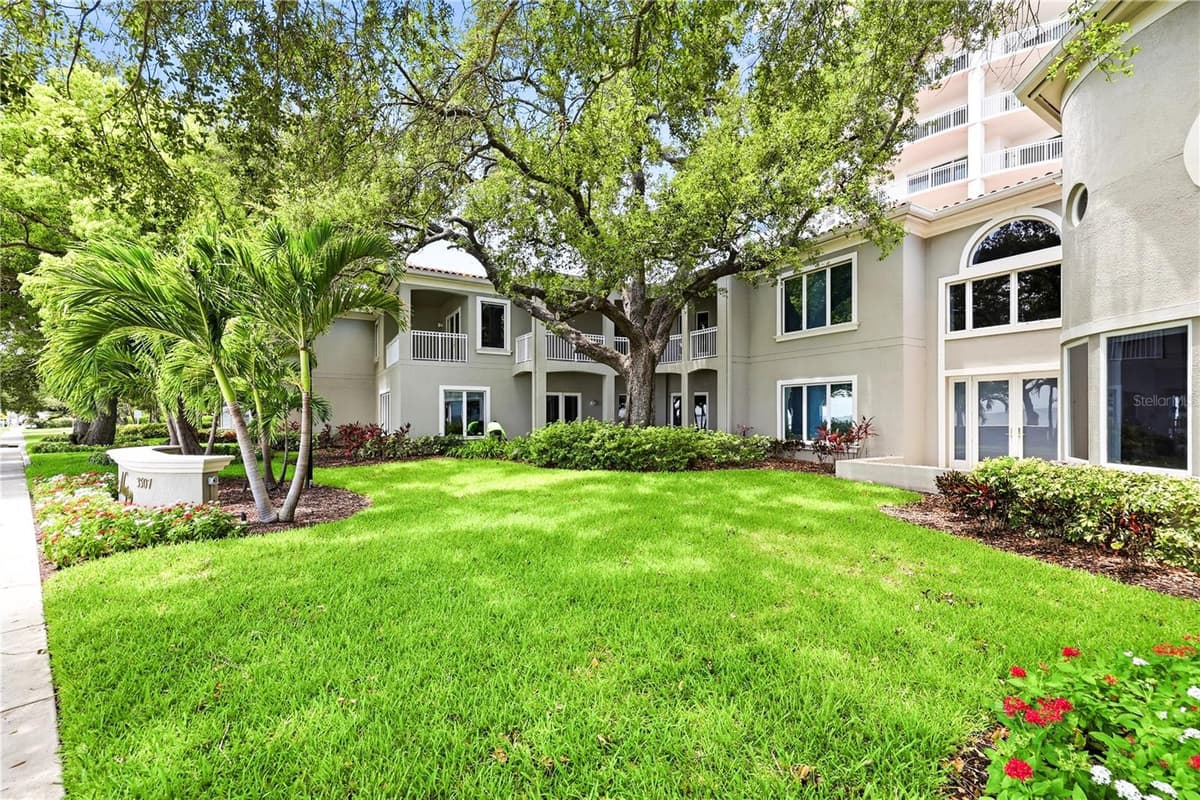 3507 BAYSHORE BOULEVARD — photo 5 of 88