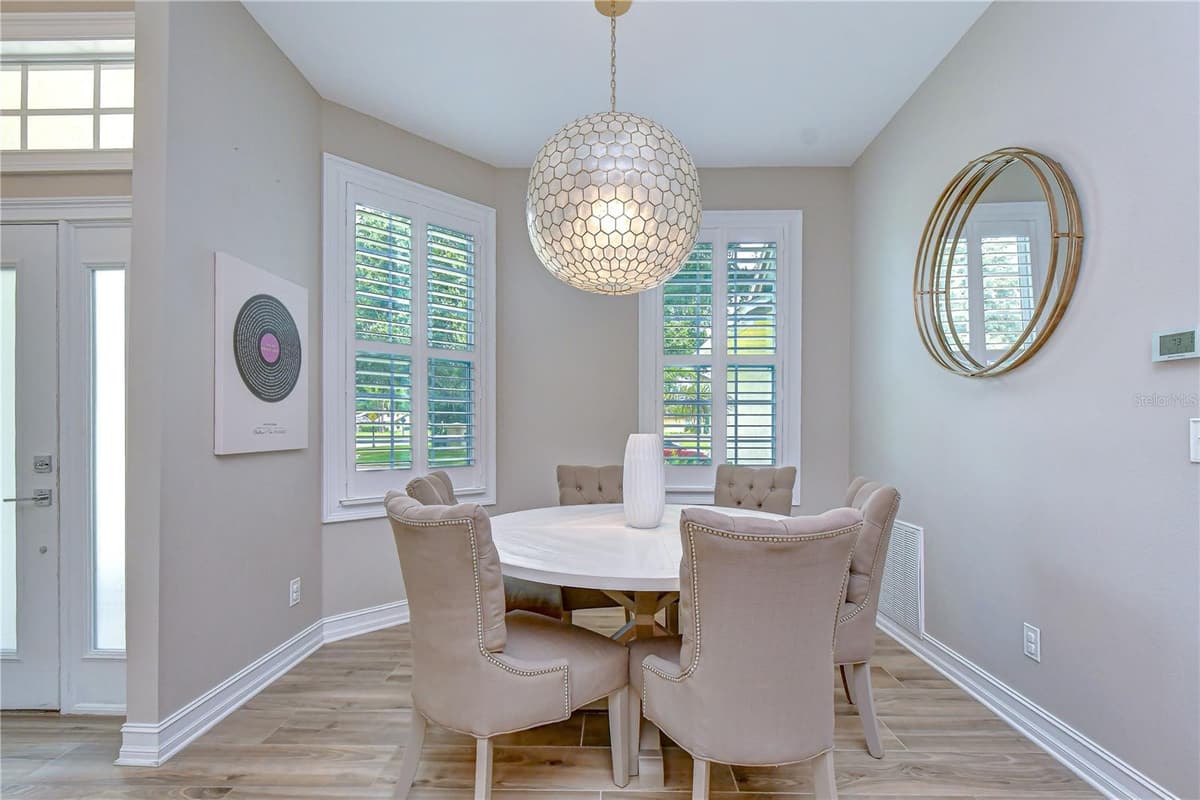 3530 FOX SQUIRREL LANE — photo 4 of 38