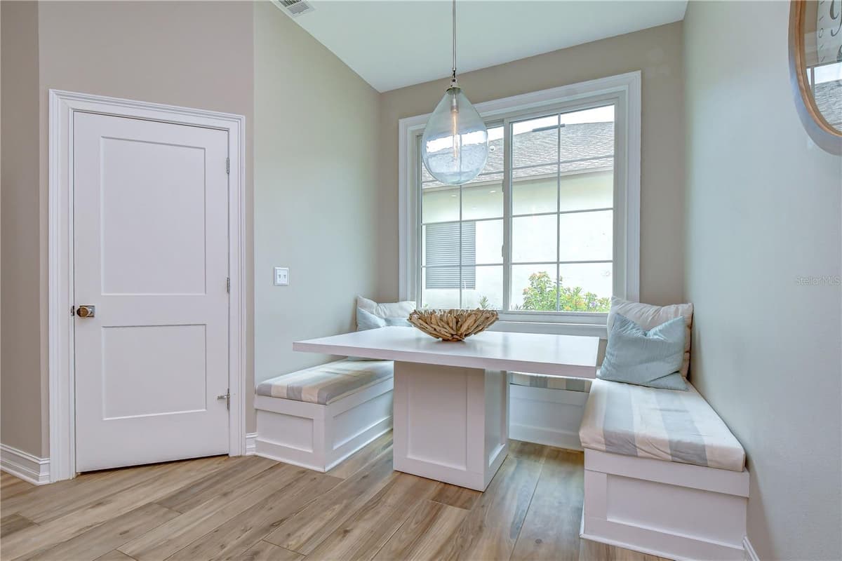 3530 FOX SQUIRREL LANE — photo 12 of 38