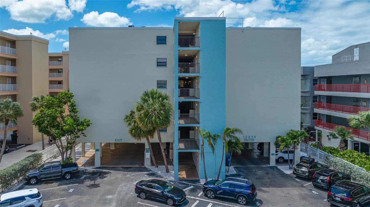 12924 GULF BOULEVARD — photo 35 of 36