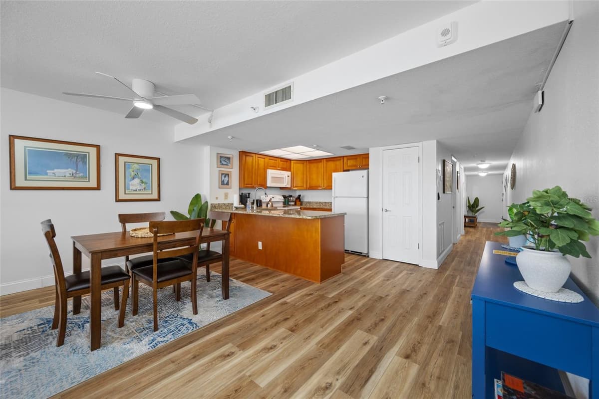 12924 GULF BOULEVARD — photo 15 of 36