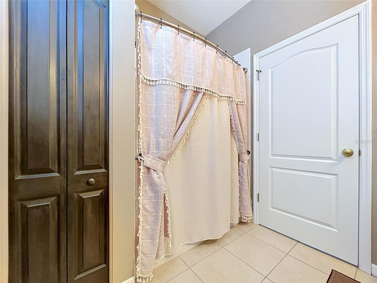 1748 BROOKSTONE WAY — photo 28 of 53
