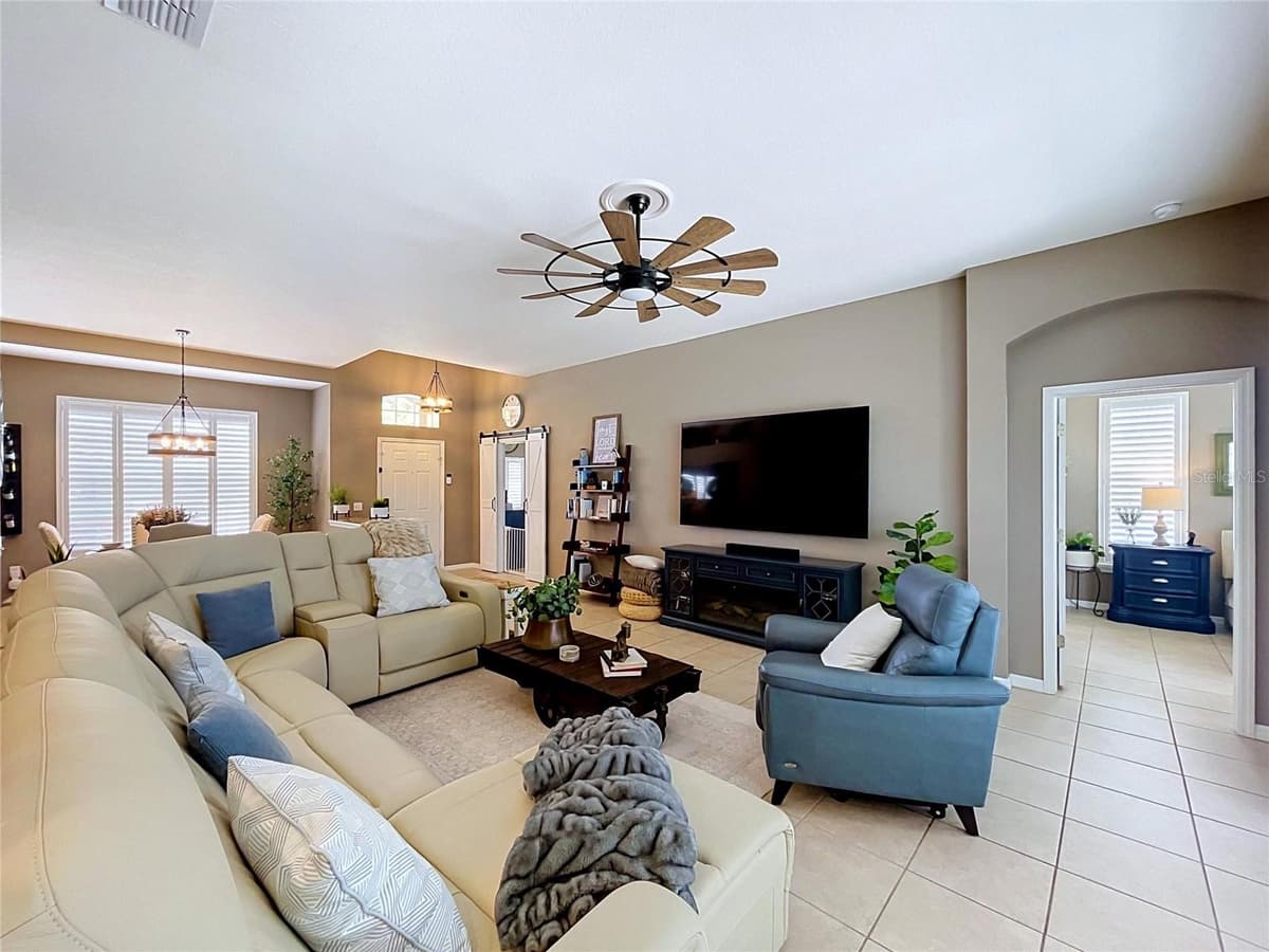 1748 BROOKSTONE WAY — photo 10 of 53