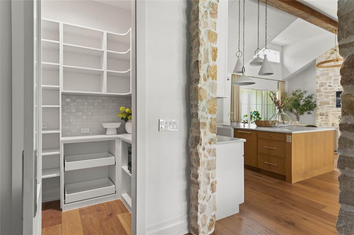1204 NOTTINGHAM STREET — photo 22 of 76