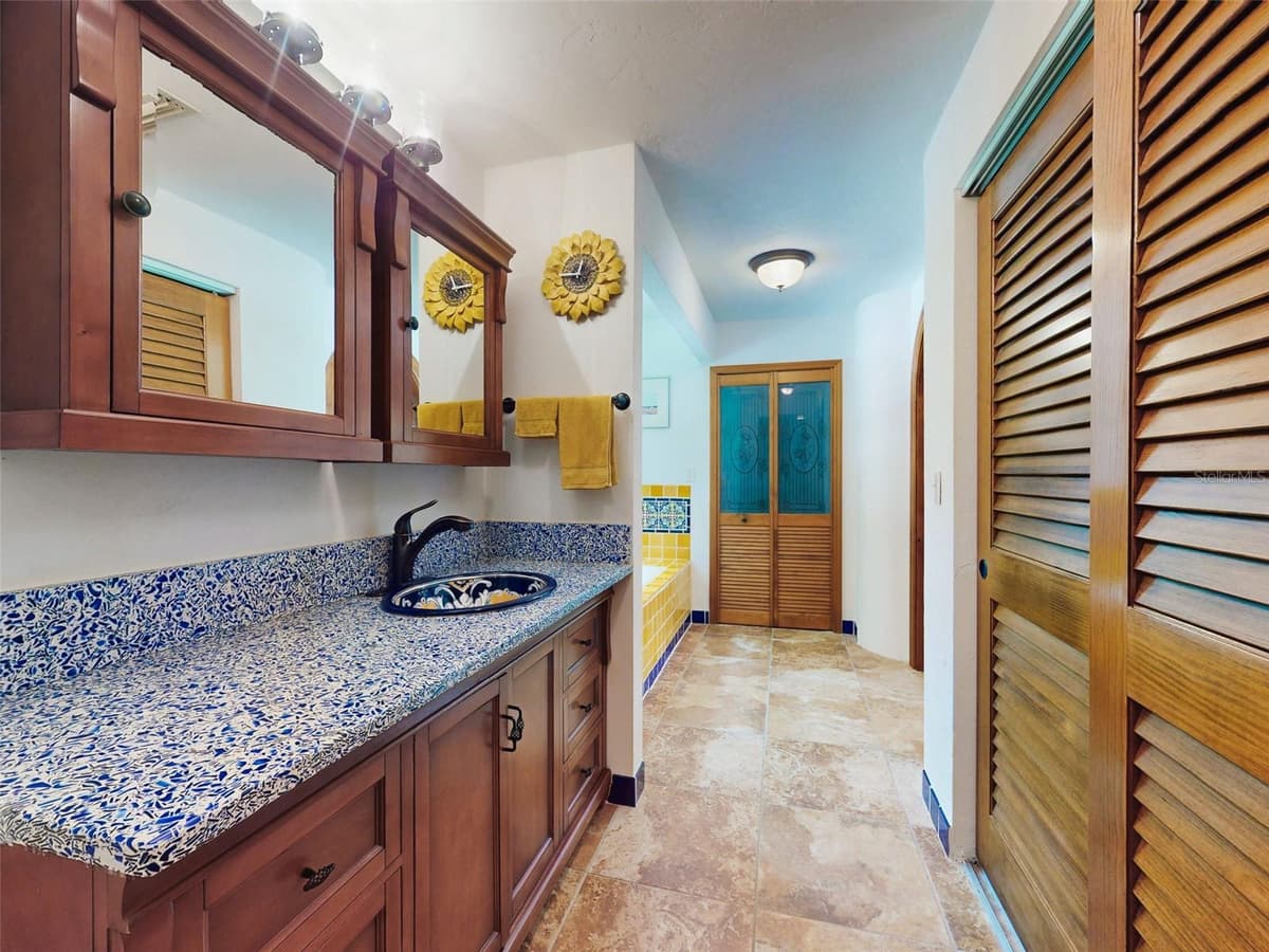 1205 WILLIAMS ROAD — photo 37 of 82