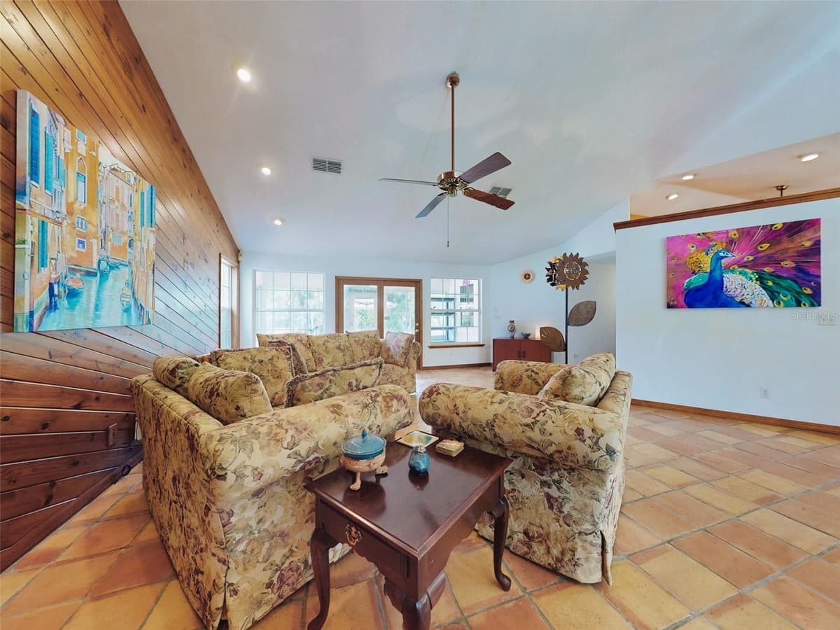 1205 WILLIAMS ROAD — photo 9 of 82