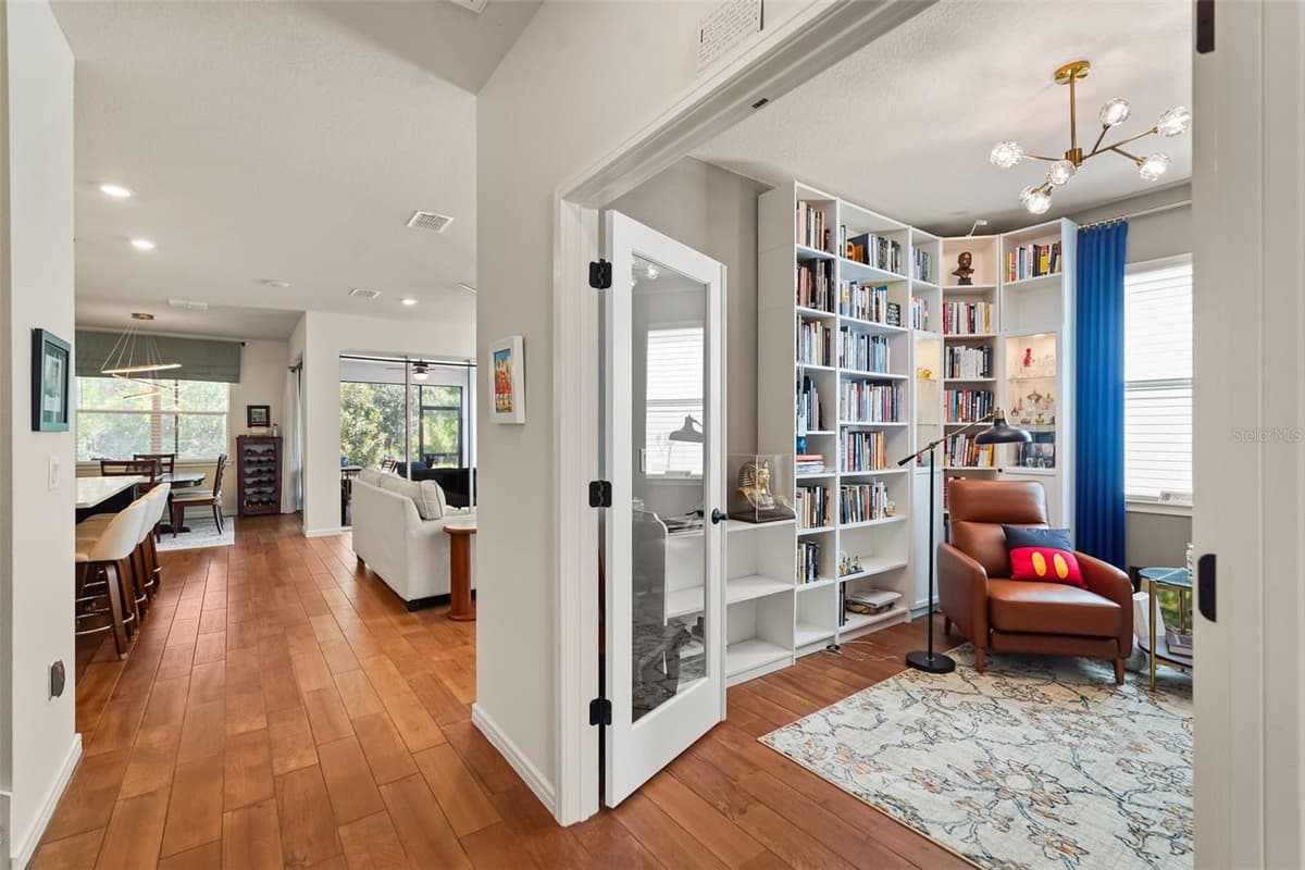 17446 SAW PALMETTO AVENUE — photo 10 of 42