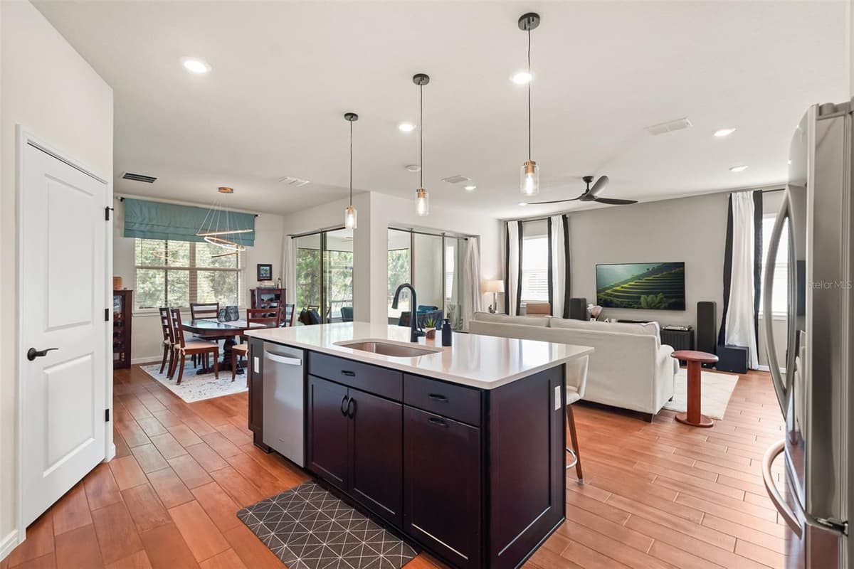 17446 SAW PALMETTO AVENUE — photo 11 of 42