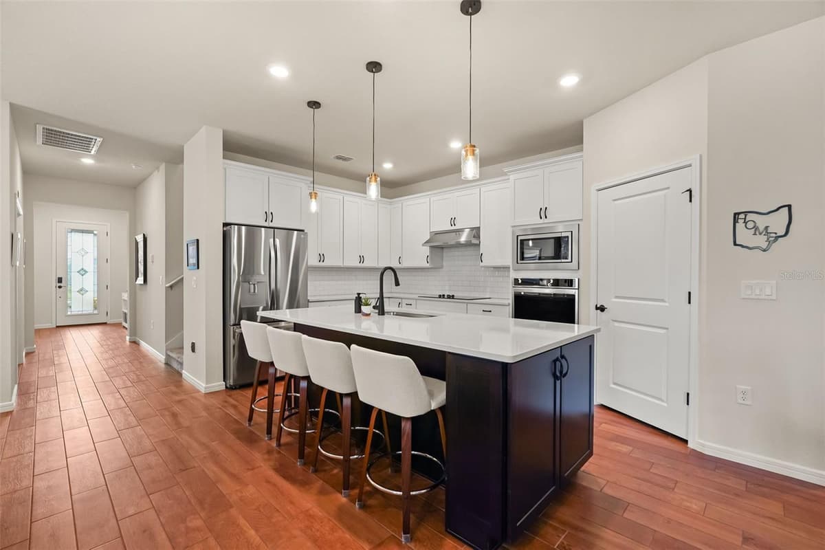17446 SAW PALMETTO AVENUE — photo 3 of 42
