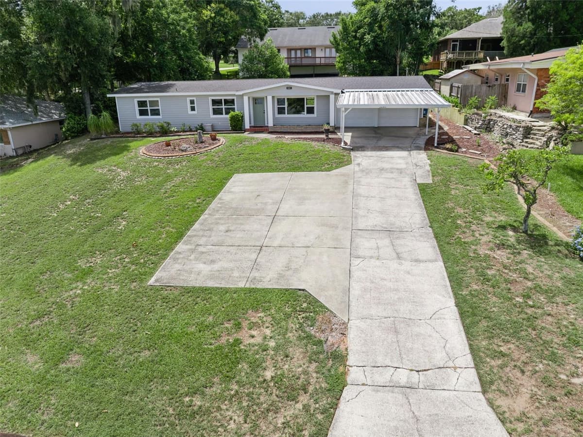 1024 SUNSET DRIVE — photo 33 of 43