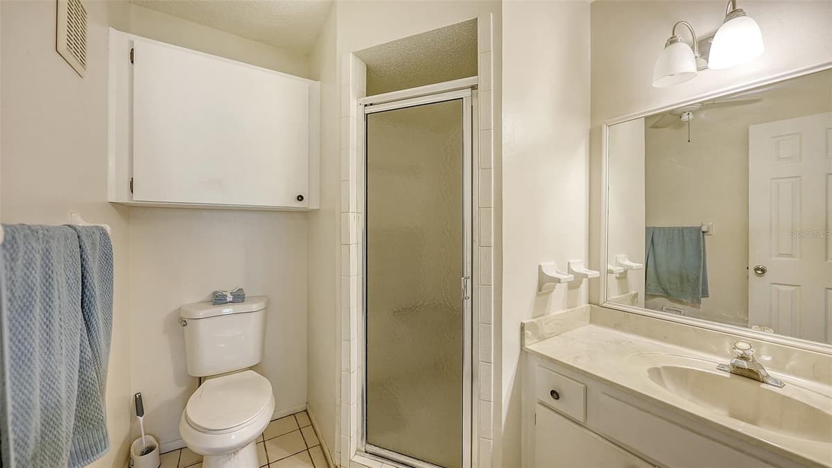 2260 STICKNEY POINT ROAD — photo 17 of 29