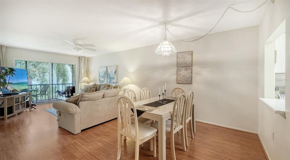 2260 STICKNEY POINT ROAD — photo 3 of 29