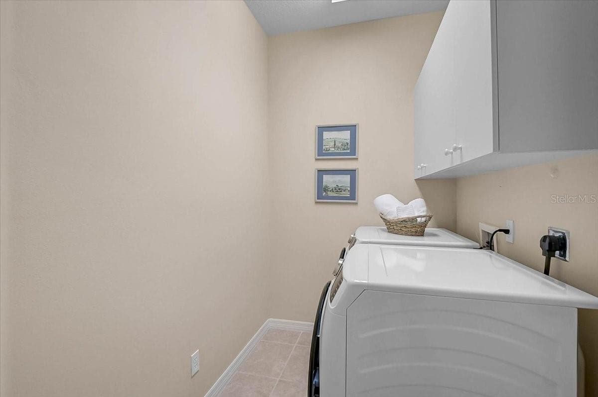 1631 MONARCH DRIVE — photo 21 of 45
