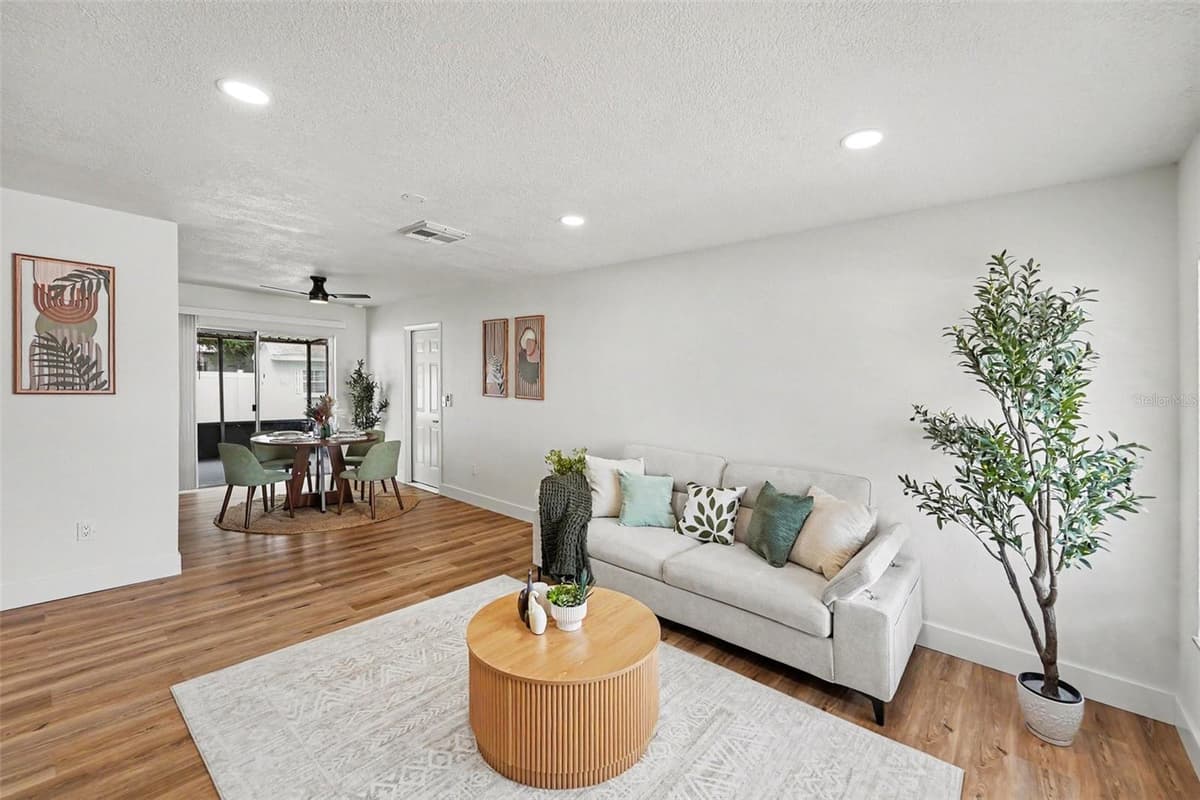 9036 109TH TERRACE — photo 3 of 24