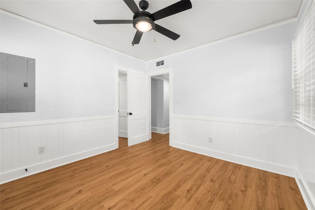 16 20TH TERRACE — photo 24 of 49