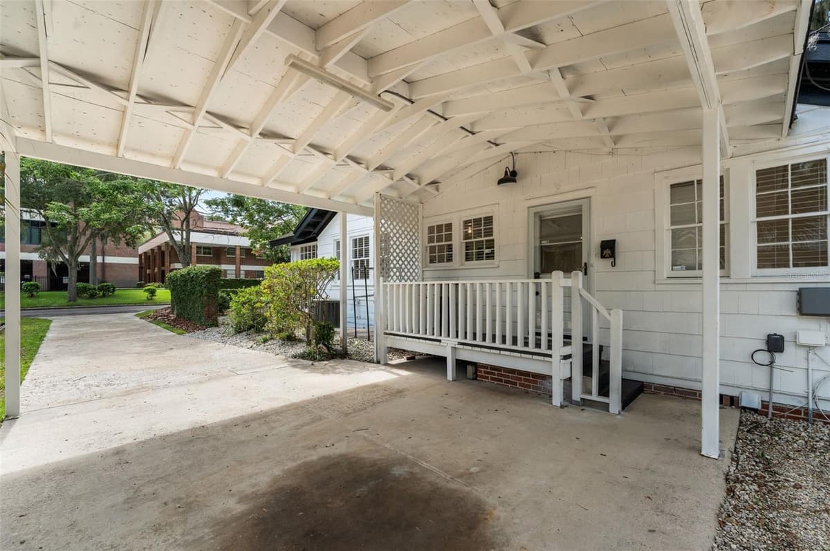 16 20TH TERRACE — photo 43 of 49