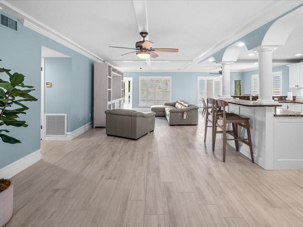 1 COLONY POINT DRIVE — photo 10 of 41