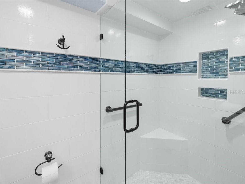 1 COLONY POINT DRIVE — photo 29 of 41