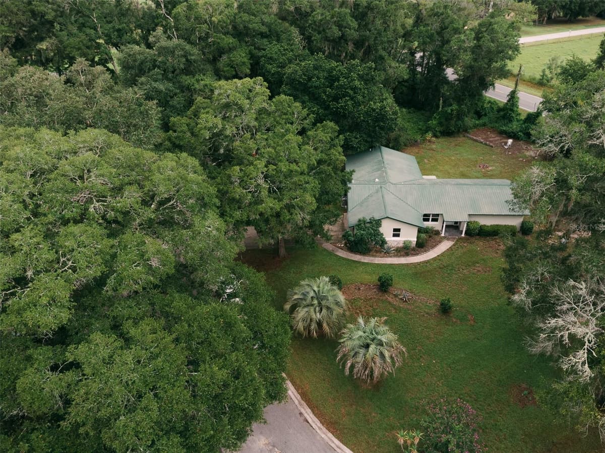 14522 SE 1ST AVENUE RD — photo 1 of 30