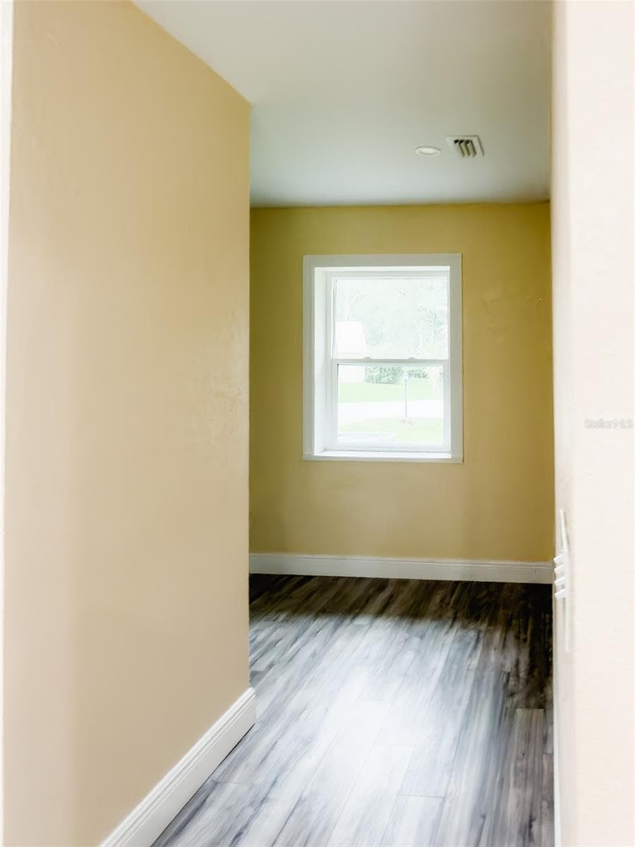 14522 SE 1ST AVENUE RD — photo 20 of 30