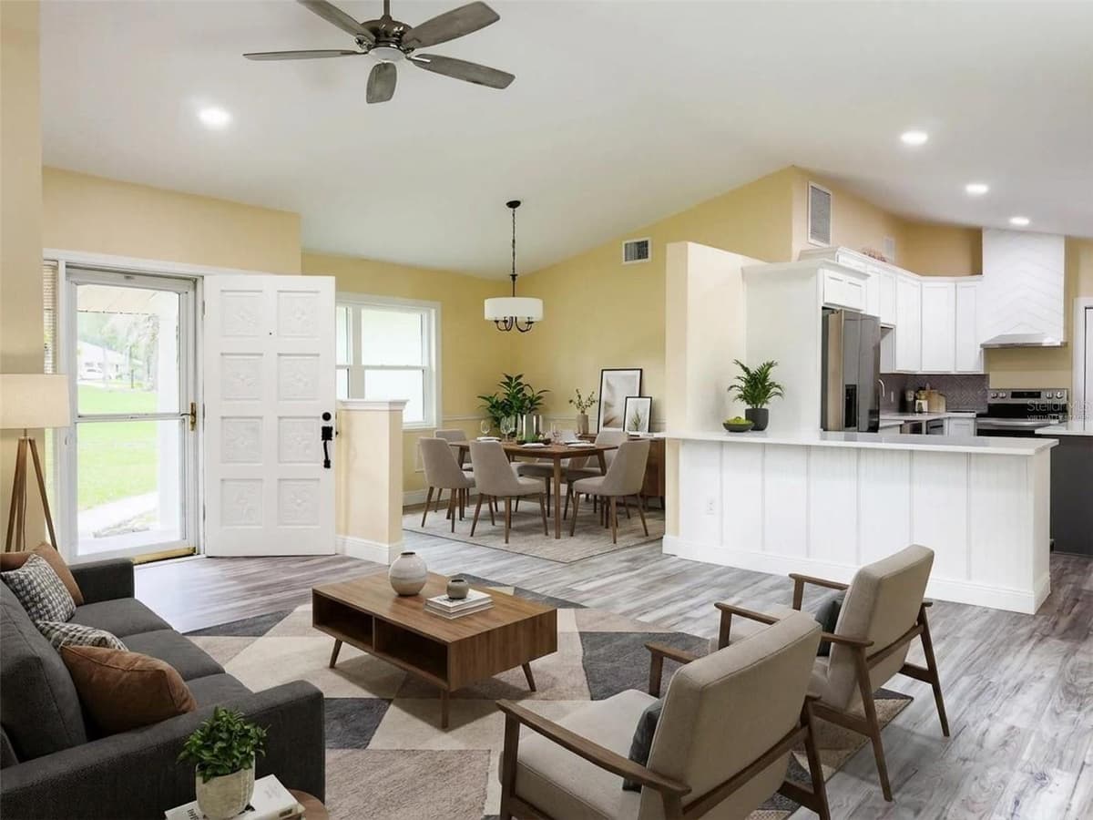 14522 SE 1ST AVENUE RD — photo 3 of 30