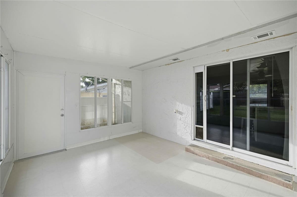 5207 107TH PLACE — photo 19 of 29