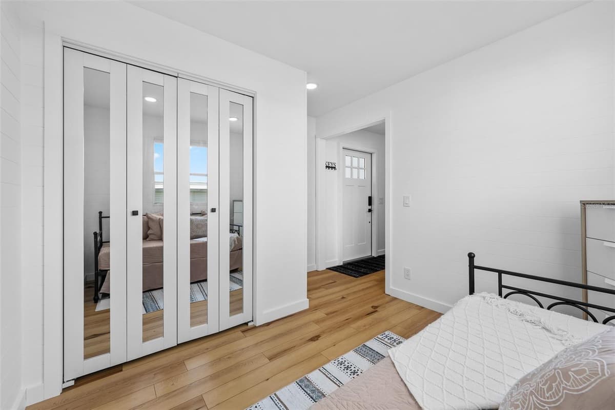 1109 45TH AVENUE — photo 16 of 35