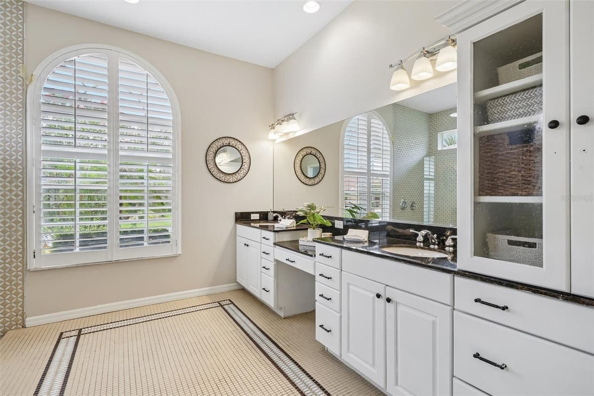 23639 GRACEWOOD CIRCLE — photo 21 of 54