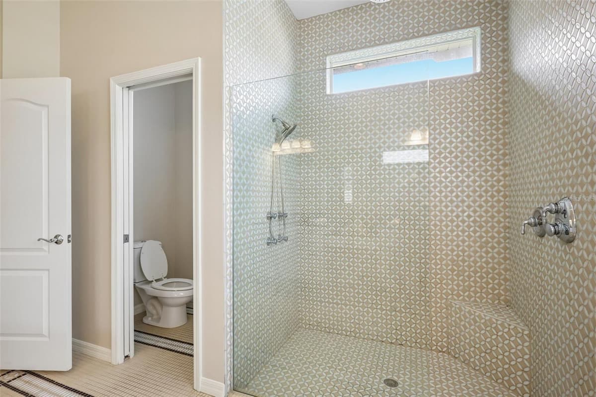 23639 GRACEWOOD CIRCLE — photo 23 of 54