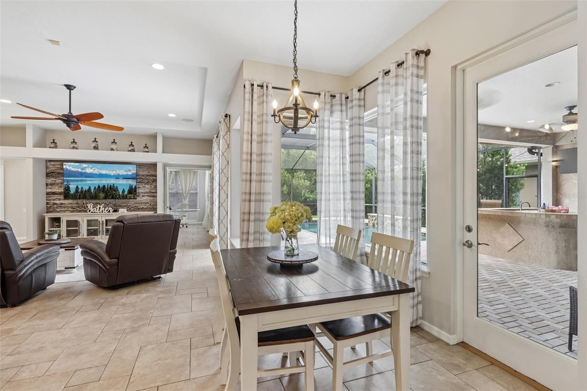 23639 GRACEWOOD CIRCLE — photo 12 of 54