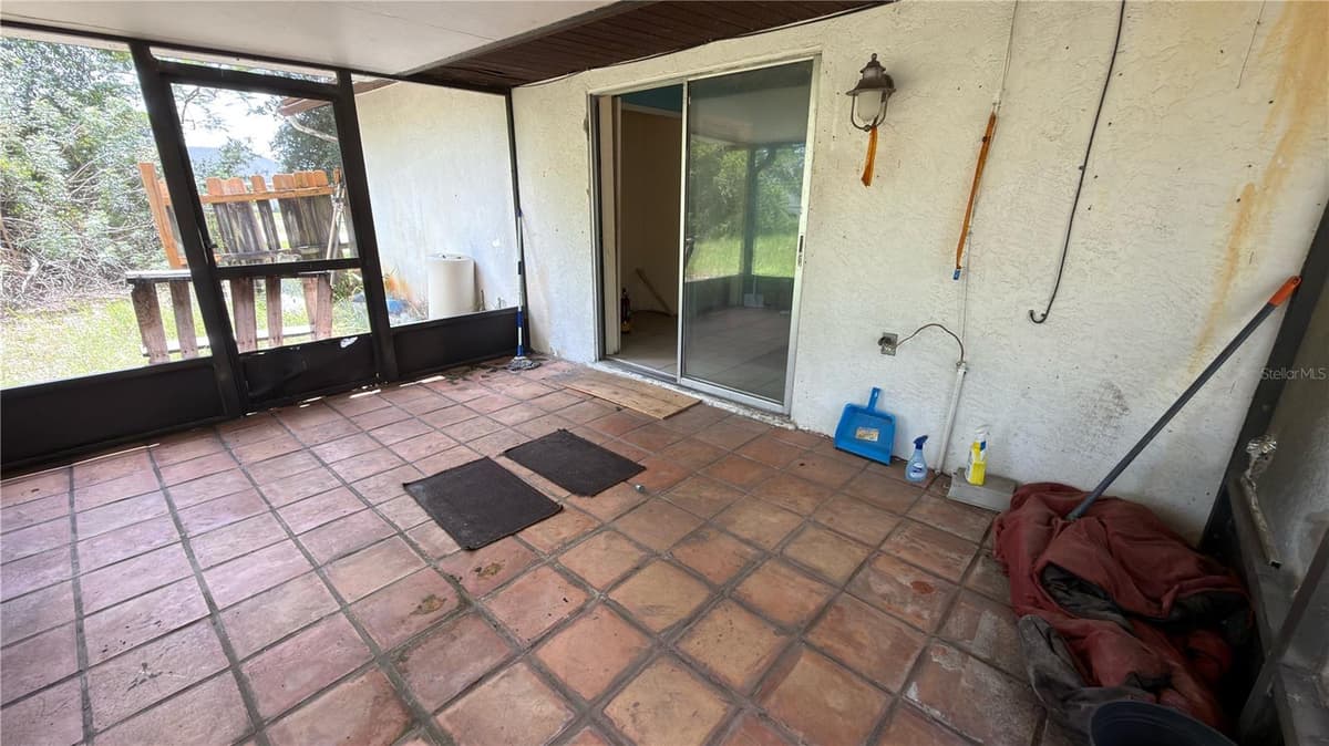 621 ELDRON BOULEVARD — photo 29 of 30