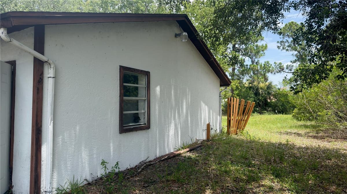 621 ELDRON BOULEVARD — photo 4 of 30