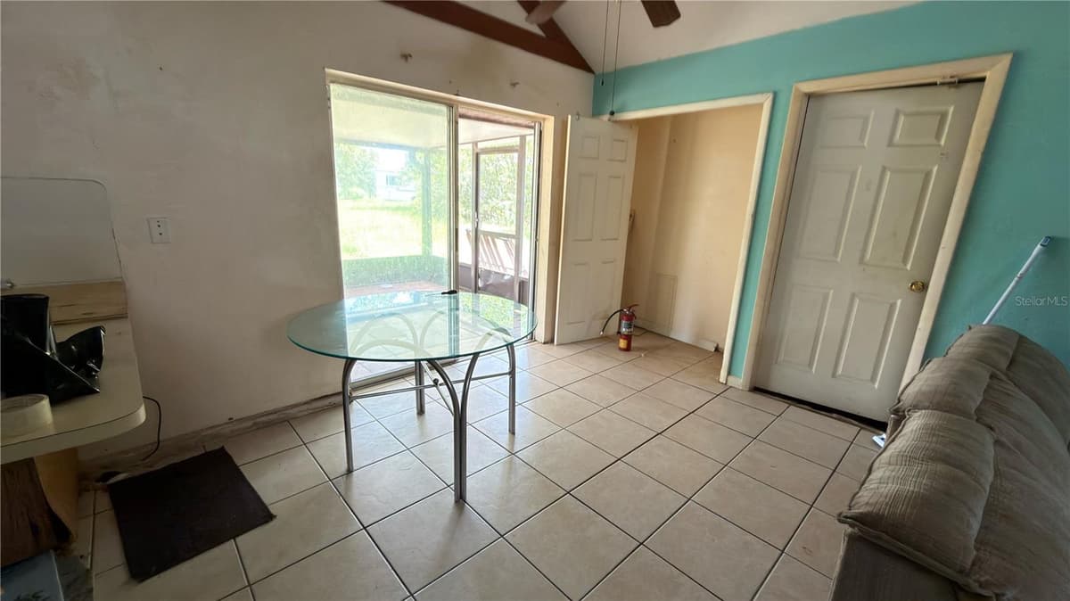621 ELDRON BOULEVARD — photo 24 of 30