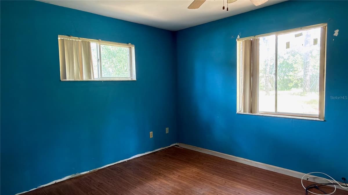 621 ELDRON BOULEVARD — photo 11 of 30