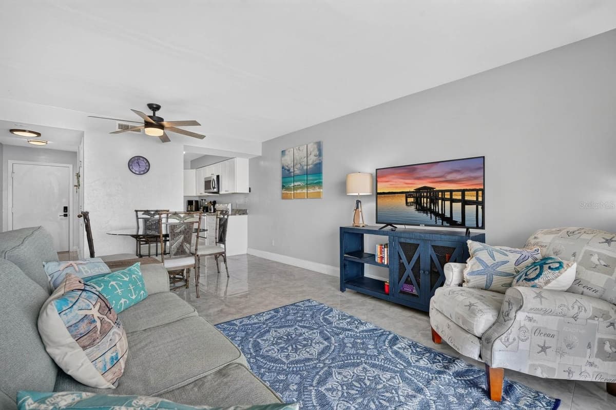 3180 OCEAN SHORE BOULEVARD — photo 15 of 38