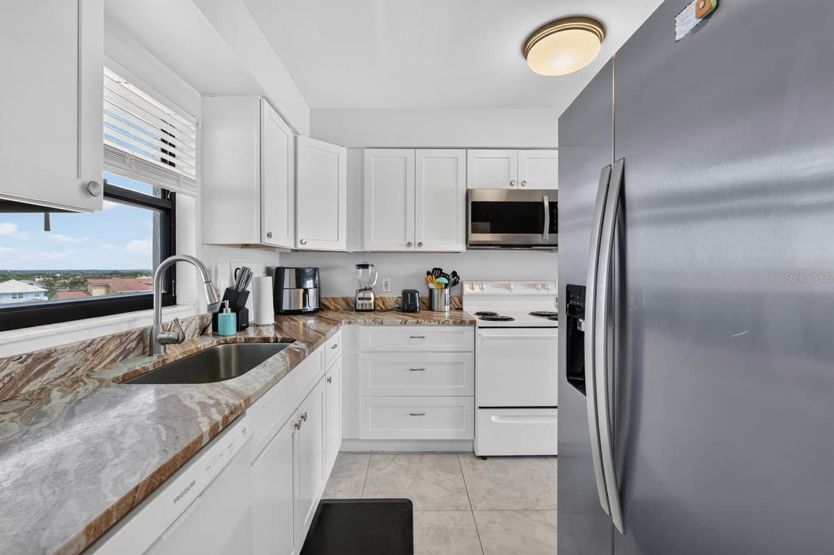 3180 OCEAN SHORE BOULEVARD — photo 19 of 38