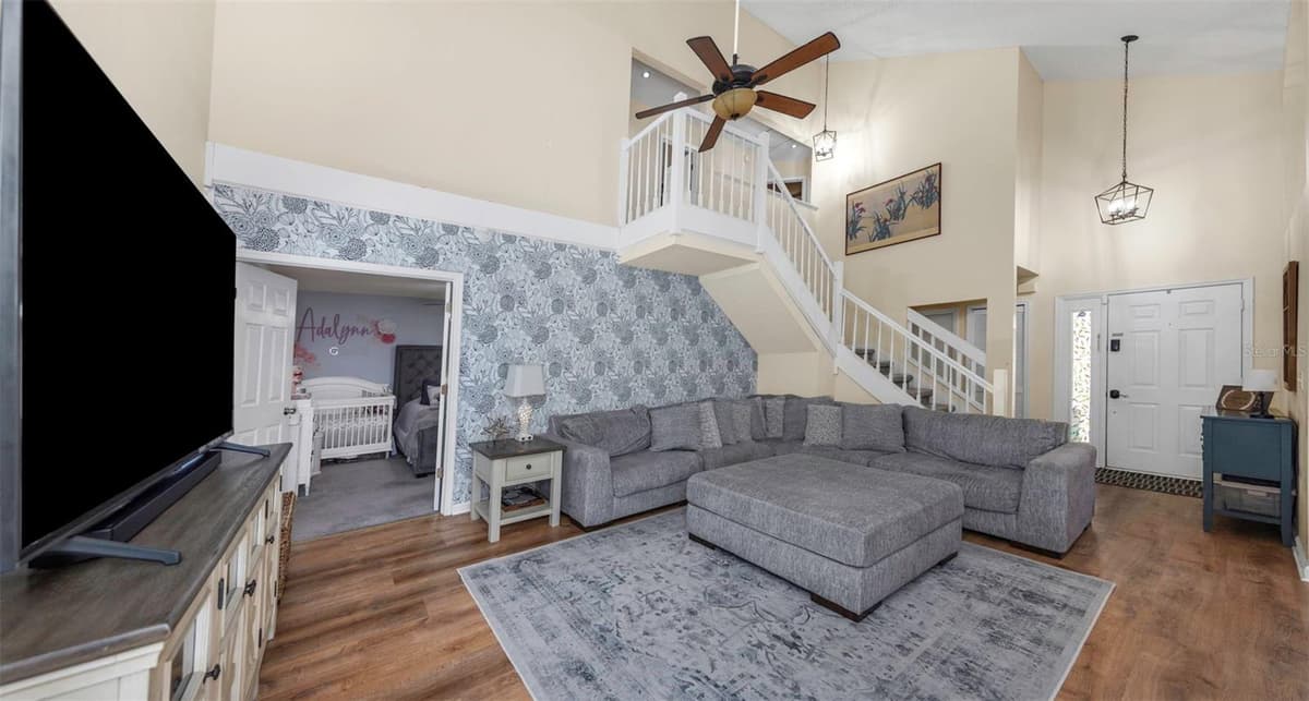 3130 BENTLEY DRIVE — photo 12 of 43