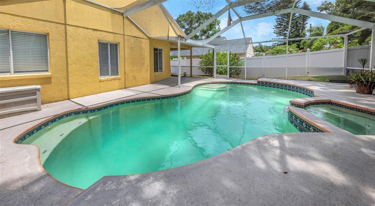 3130 BENTLEY DRIVE — photo 36 of 43