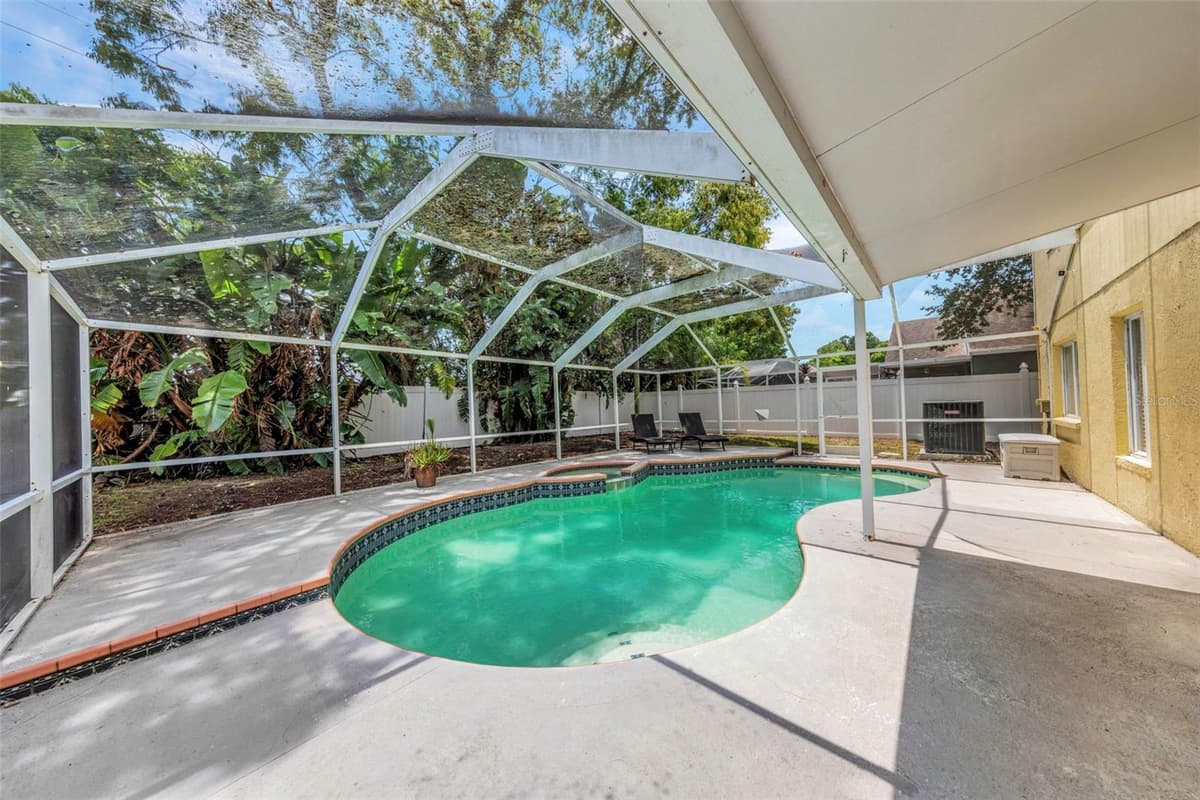 3130 BENTLEY DRIVE — photo 34 of 43
