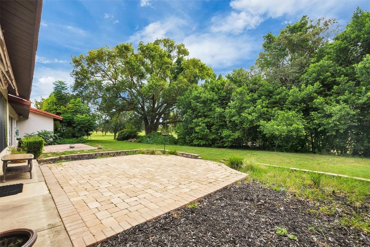503 CLUBHOUSE DRIVE — photo 35 of 68