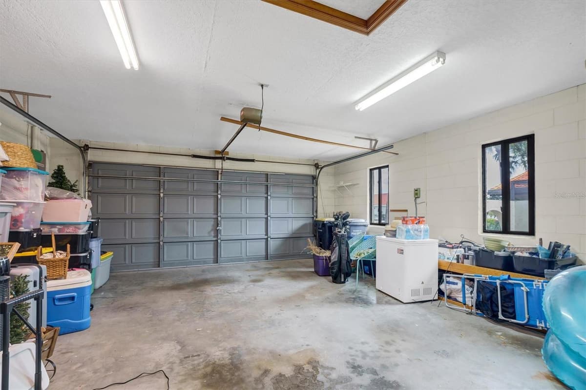 503 CLUBHOUSE DRIVE — photo 40 of 68