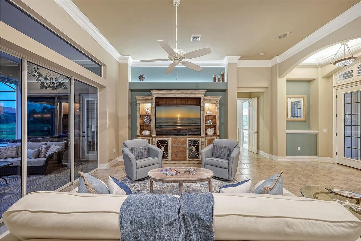 11 CAYMAN ISLES BOULEVARD — photo 13 of 84