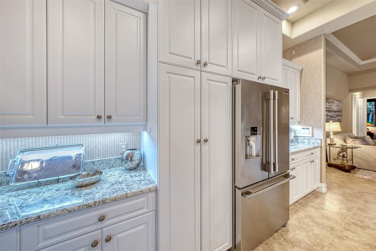 11 CAYMAN ISLES BOULEVARD — photo 28 of 84
